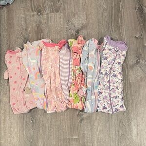 Set of 7 sleeper pajamas